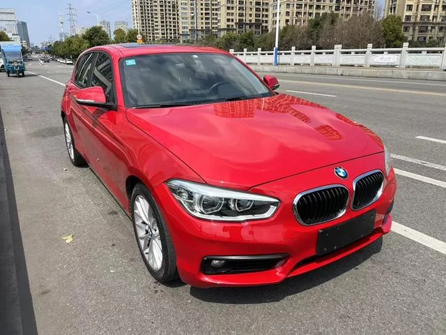 BMW 1 Series (Imported) 2015 120i Leading Type exterior photo 2