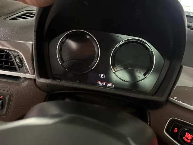 BMW X1 2018 sDrive18Li Premium Class interior photo 7 BMW X1 2018 sDrive18Li Premium Class interior photo 7
