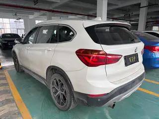 BMW X1 2018 sDrive18Li Premium Class interior photo 8 BMW X1 2018 sDrive18Li Premium Class interior photo 8