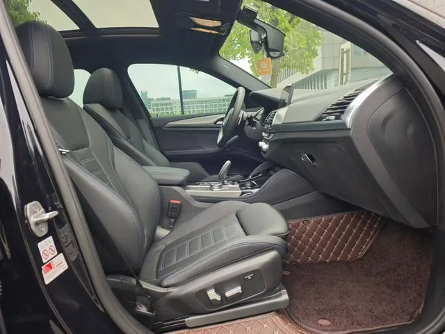BMW X4 2020 xDrive25i M Sports suit exterior photo 8