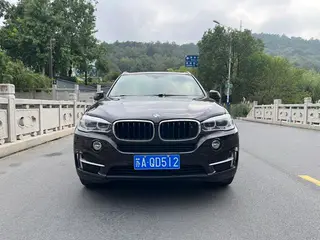 BMW X5 2014 xDrive35i Люксовый экстерьер фото 2
