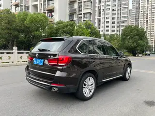 BMW X5 2014 xDrive35i Люксовый интерьер фото 7