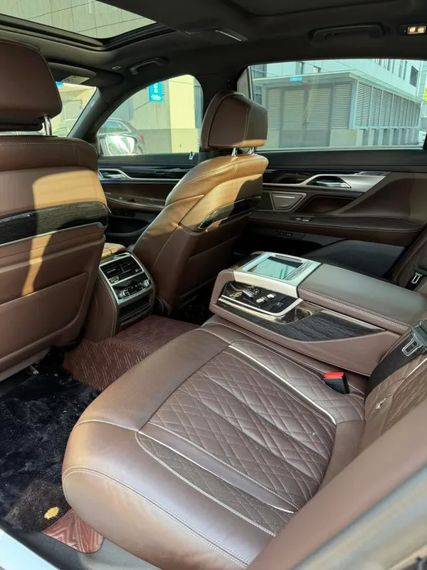 BMW 7 Series 2019 Restyling 740Li Leading Type M Sports suit exterior photo 5