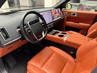 Li Auto L8 2024 Pro Edición interior foto 11