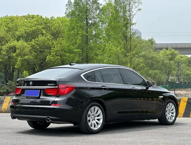 BMW 5 Series GT 2011 535i xDrive Luxury type exterior photo 7