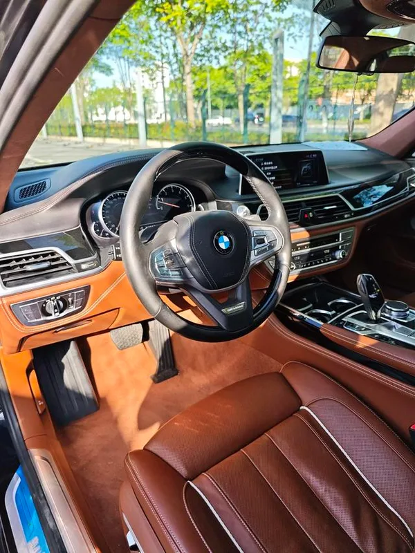 BMW 7 Series 2017 750Li xDrive Personalized Customized Edition four seats exterior photo 9