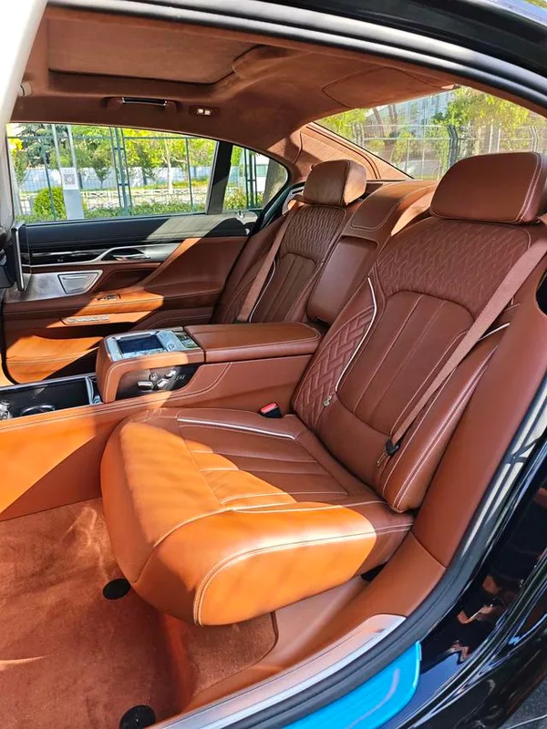 BMW 7 Series 2017 750Li xDrive Personalized Customized Edition four seats interior photo 17