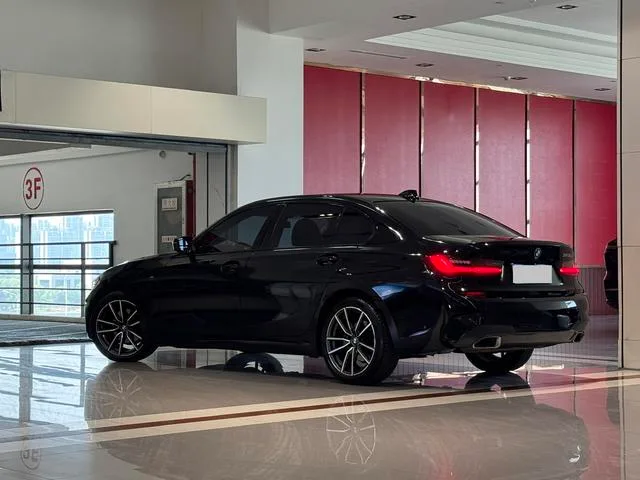 BMW 3 Series 2020 Restyling 325Li M Sports suit exterior photo 8