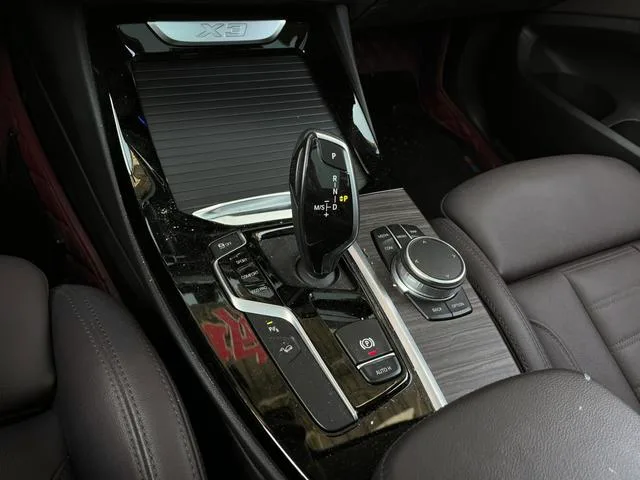BMW X3 2020 xDrive28i Luxury Set interior photo 12