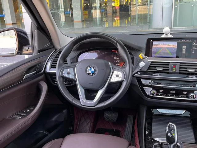 BMW X3 2020 xDrive28i Luxury Set interior photo 15