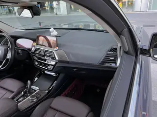 BMW X3 2020 xDrive28i Luxury Set interior photo 17