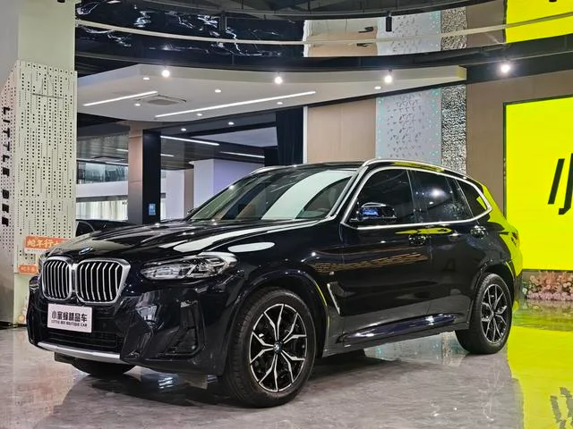 BMW X3 2022 xDrive25i M Ensemble de sport extérieur photo 1 BMW X3 2022 xDrive25i M Ensemble de sport extérieur photo 1