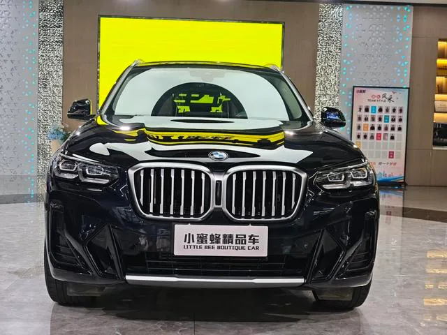 BMW X3 2022 xDrive25i M Ensemble de sport extérieur photo 2 BMW X3 2022 xDrive25i M Ensemble de sport extérieur photo 2