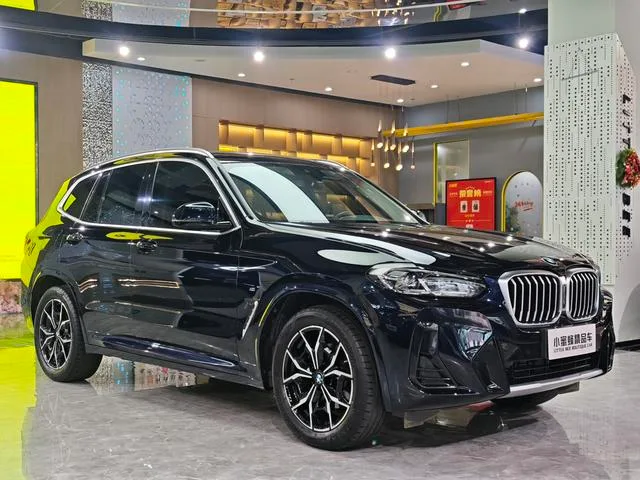 BMW X3 2022 xDrive25i M Ensemble de sport extérieur photo 3 BMW X3 2022 xDrive25i M Ensemble de sport extérieur photo 3