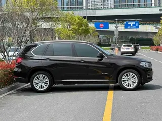 BMW X5 2017 xDrive28i exterior photo 4