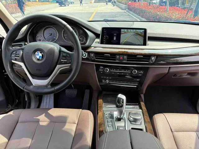 BMW X5 2017 xDrive28i exterior photo 5