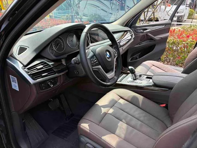 BMW X5 2017 xDrive28i interior photo 11