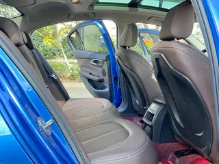 BMW 1 Series 2019 118i M Sports suit interior photo 14