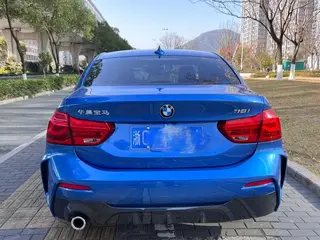 BMW 1 Series 2019 118i M Sports suit interior photo 17