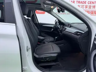 BMW X1 2019 sDrive20Li Leading Type interior photo 8