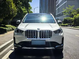 BMW X1 2023 sDrive25Li X Design Suit exterior photo 2 BMW X1 2023 sDrive25Li X Design Suit exterior photo 2