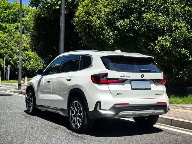 BMW X1 2023 sDrive25Li X Design Suit exterior photo 5 BMW X1 2023 sDrive25Li X Design Suit exterior photo 5