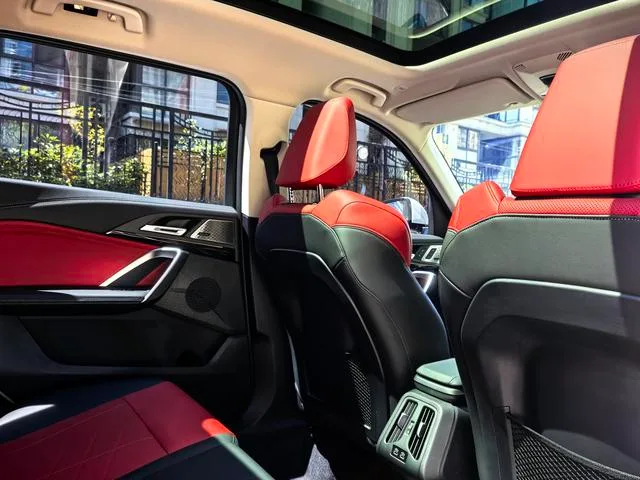 BMW X1 2023 sDrive25Li X Design Suit interior photo 10 BMW X1 2023 sDrive25Li X Design Suit interior photo 10
