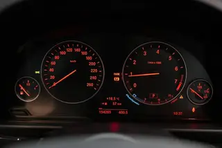 BMW 5 Series 2017 520Li Elegant style exterior photo 4