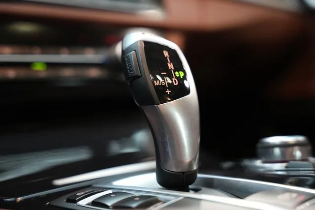 BMW 5 Series 2017 520Li Elegant style interior photo 15