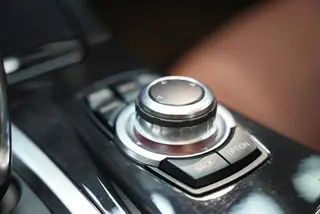 BMW 5 Series 2017 520Li Elegant style interior photo 16