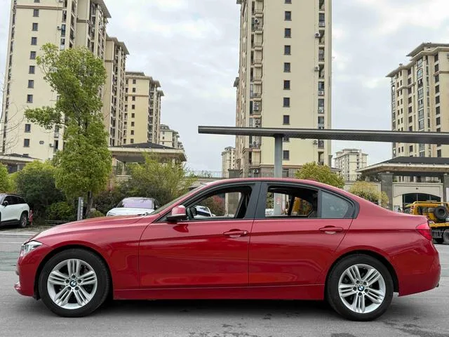 BMW 3 Series 2016 320i Fashionable interior photo 15 BMW 3 Series 2016 320i Fashionable interior photo 15