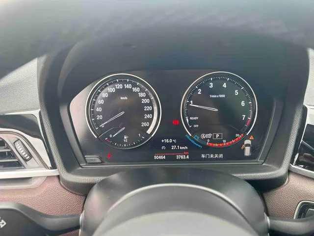 BMW X1 2021 sDrive20Li Премиум-класса экстерьер фото 7