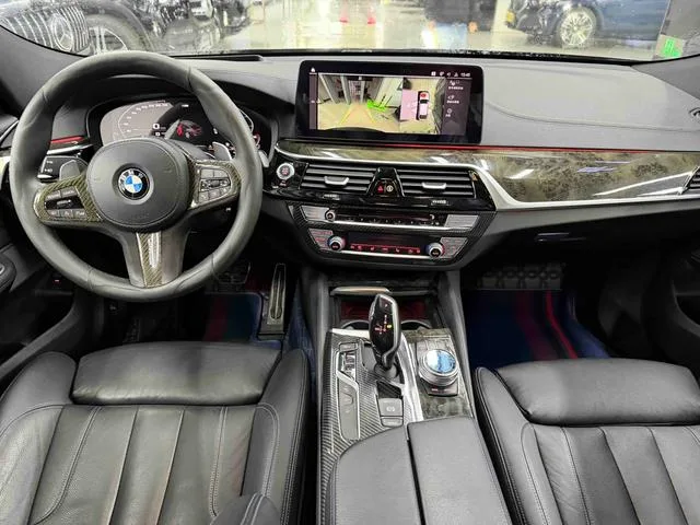 BMW 6 Series GT 2020 630i M Conjunto deportivo exterior foto 6 BMW 6 Series GT 2020 630i M Conjunto deportivo exterior foto 6