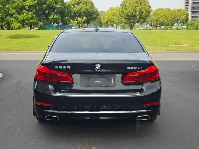 BMW 5 Series 2019 Restyling 530Li xDrive Luxury Set exterior photo 5 BMW 5 Series 2019 Restyling 530Li xDrive Luxury Set exterior photo 5
