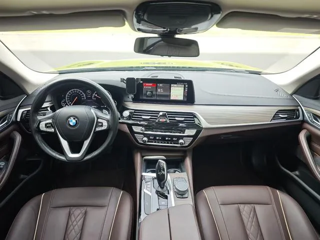 BMW 5 Series 2019 Restyling 530Li xDrive Luxury Set exterior photo 6 BMW 5 Series 2019 Restyling 530Li xDrive Luxury Set exterior photo 6