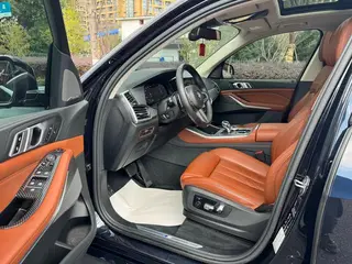BMW X5 2019 xDrive40i Tipo de lujo M Conjunto deportivo exterior foto 2