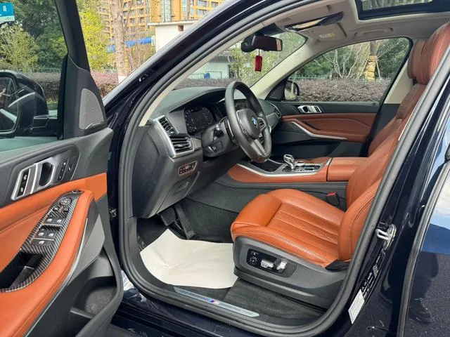 BMW X5 2019 xDrive40i Tipo de lujo M Conjunto deportivo exterior foto 2