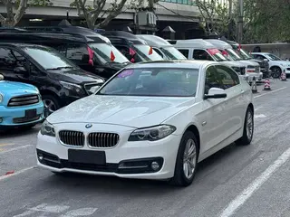 BMW 5 Series 2014 520Li Elegant style exterior photo 1