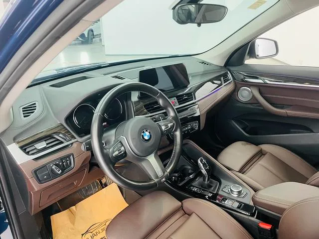 BMW X1 2021 xDrive25Li Tipo de lujo exterior foto 6