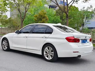 BMW 3 Series 2017 320Li Fashionable interior photo 8