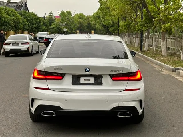 BMW 3 Series 2020 325Li M Sports suit exterior photo 5 BMW 3 Series 2020 325Li M Sports suit exterior photo 5