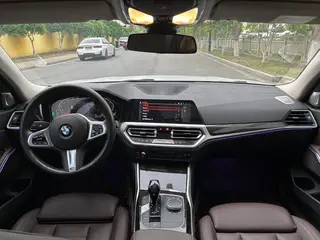 BMW 3 Series 2020 325Li M Sports suit interior photo 13 BMW 3 Series 2020 325Li M Sports suit interior photo 13