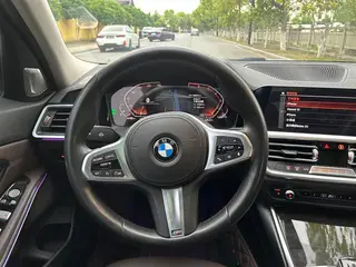 BMW 3 Series 2020 325Li M Sports suit interior photo 16 BMW 3 Series 2020 325Li M Sports suit interior photo 16