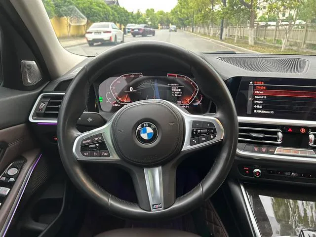 BMW 3 Series 2020 325Li M Sports suit interior photo 16 BMW 3 Series 2020 325Li M Sports suit interior photo 16