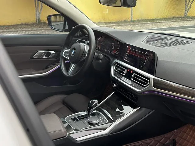 BMW 3 Series 2020 325Li M Sports suit interior photo 18 BMW 3 Series 2020 325Li M Sports suit interior photo 18