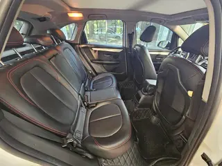 BMW 2 Series Touring 2016 218i Estilo de moda interior foto 12