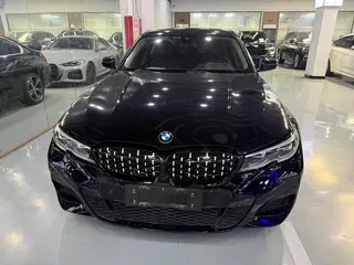 BMW 3 Series 2022 325i M Sports suit exterior photo 2