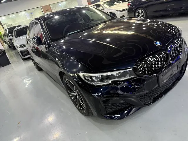 BMW 3 Series 2022 325i M Sports suit exterior photo 3