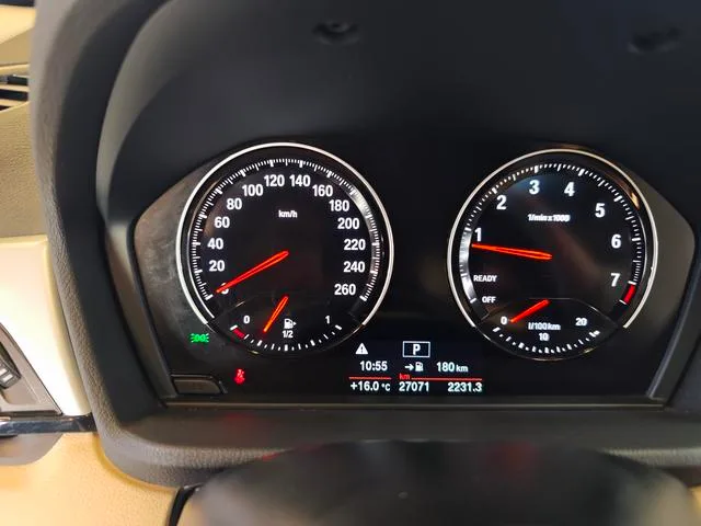 BMW X1 2019 sDrive20Li Leading Type interior photo 13