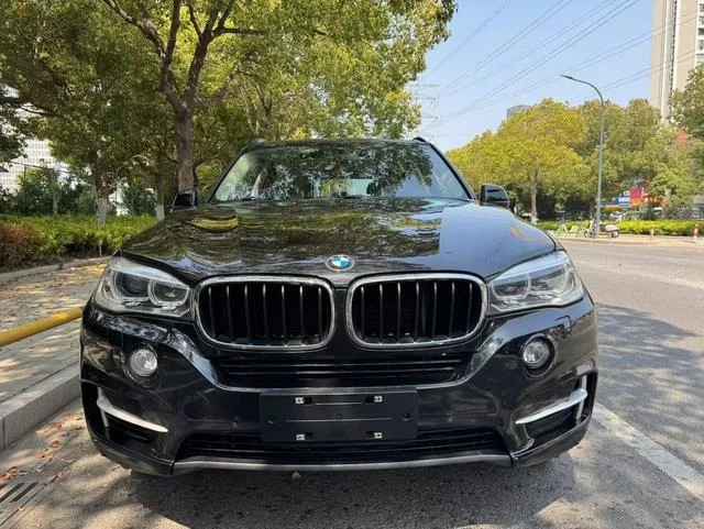 BMW X5 2015 xDrive35i China Edición limitada exterior foto 2